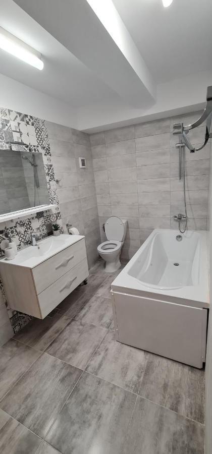 Apartament Bacovia Бакеу Екстер'єр фото