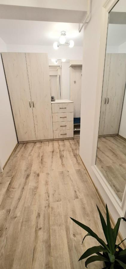 Apartament Bacovia Бакеу Екстер'єр фото